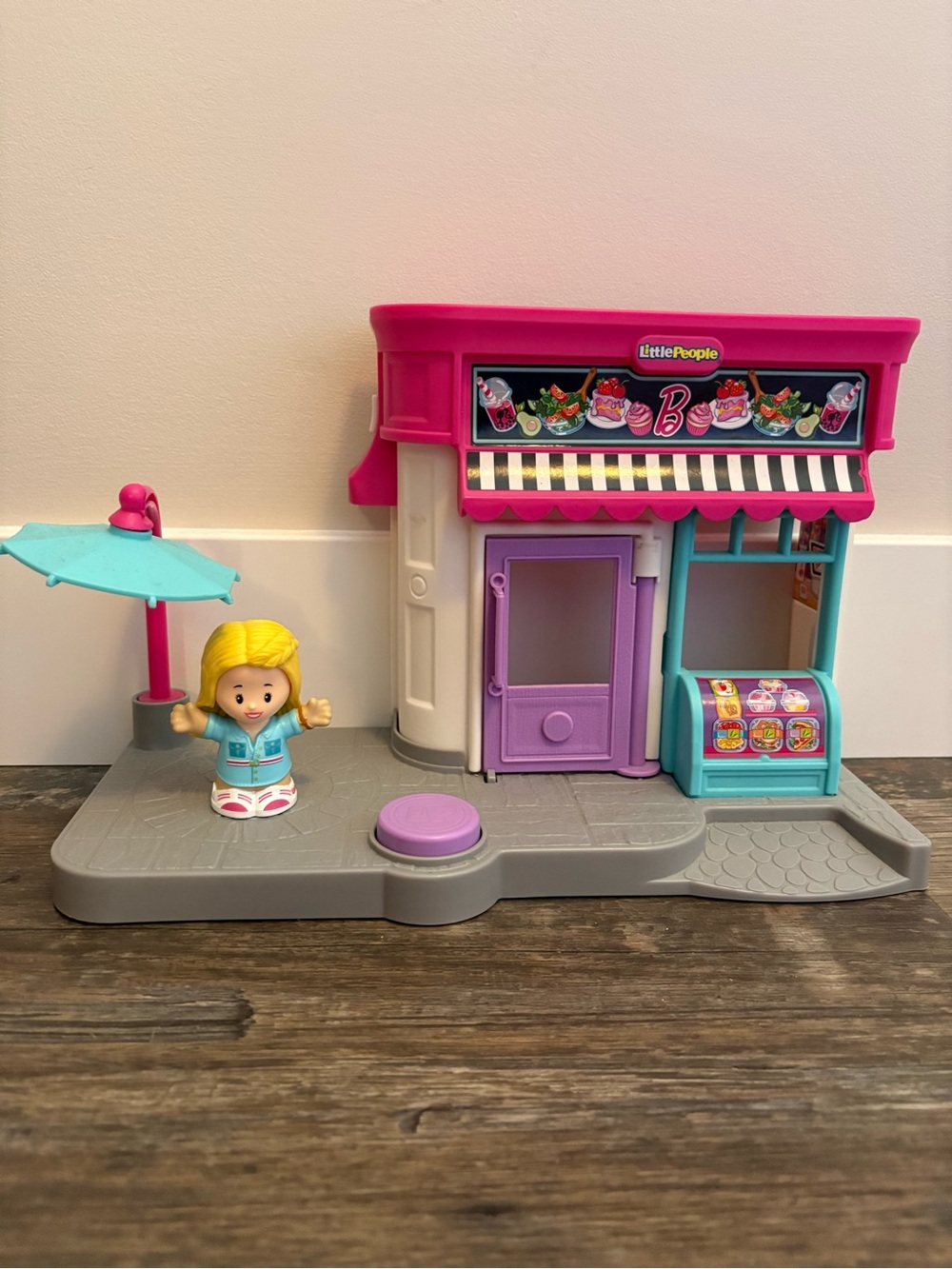 Fisher Price Little People Barbie Cafe
